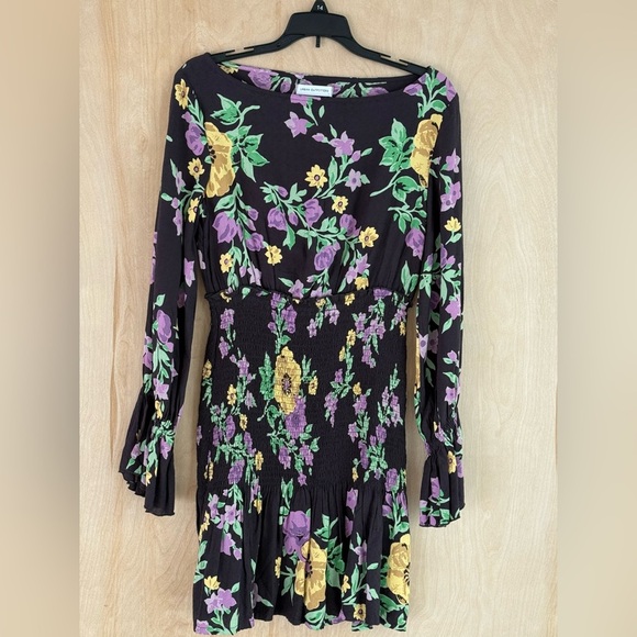 Urban Outfitters Leandra Smocked Long sleeve Dress. - Picture 5 of 12